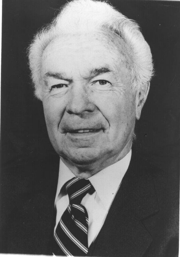 William D. Swackhamer Terms: 1973 - 1978, 1979 - 1982, 1983 - 1986 Party: Democrat